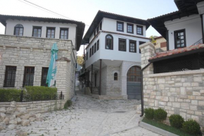 Apartment Altin in old town